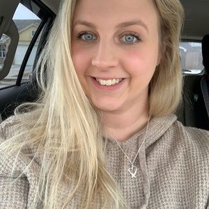 Meet your Posher, Katelynn